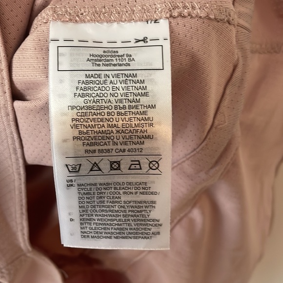 Stella McCartney workout top. - Picture 6 of 6